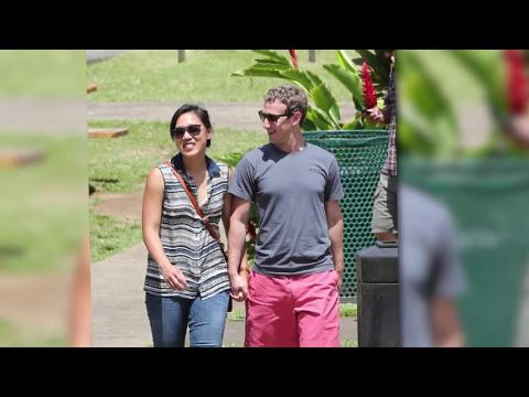 VIDEO : Mark Zuckerberg And Wife Priscilla Chan Donate $25M To Fight Ebola
