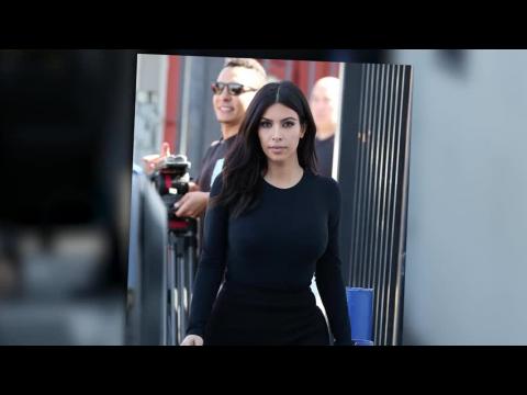 VIDEO : Kim Kardashian est de retour au travail après une mini-pause pour son anniversaire