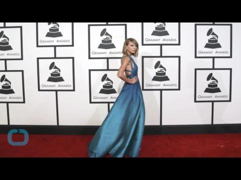 VIDEO : Taylor swift tracked down a fan at the grammys, because that's what she does