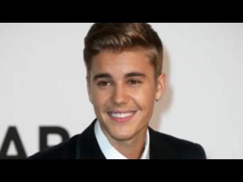 VIDEO : Quand Justin Bieber fte son anniversaire...