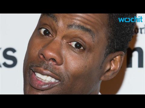 VIDEO : Chris Rock Takes a Selfie After Being Stopped by Police