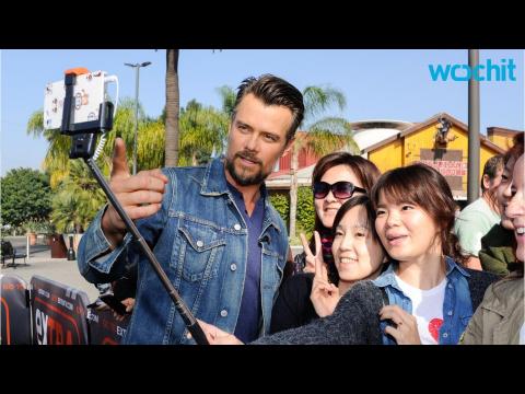 VIDEO : Josh Duhamel Posts Partially Naked Pic, For Complete Satisfaction