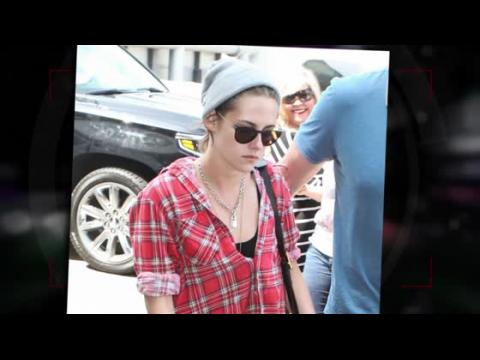 VIDEO : Kristen Stewart Looks Down As Rumors Emerge Robert Pattinson Is Engaged