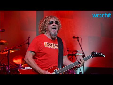 VIDEO : James Hetfield, Sammy Hagar Headline San Francisco's Acoustic-4-A-Cure Event