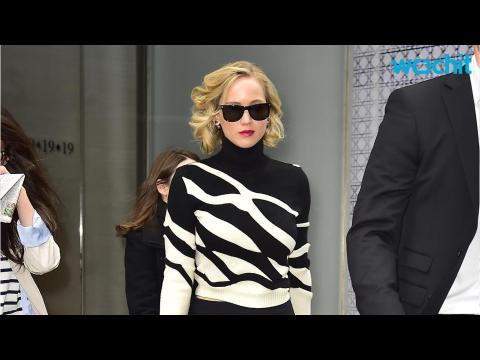VIDEO : Jennifer Lawrence and Chris Martin's Romantic Weekend Squashes Split Rumors