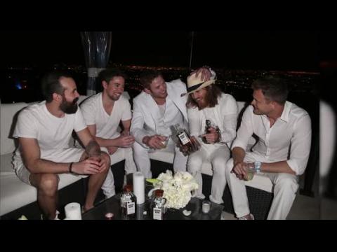 VIDEO : Kellan Lutz Celebrates His 30th With Friends On His Birthday