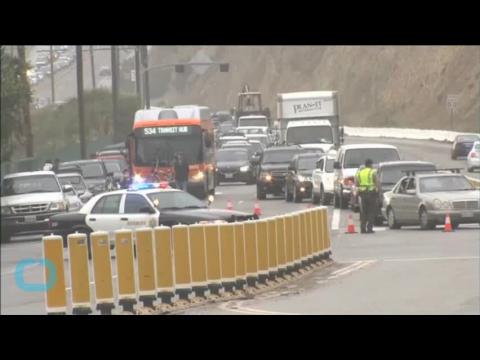 VIDEO : Bruce jenner -- video shows bruce squarely to blame in 'violent' crash