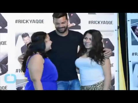 VIDEO : Ricky martin joins univision music competition show as judge
