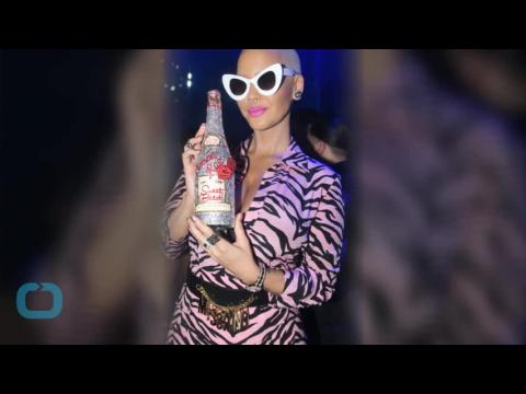 VIDEO : Wiz khalifa -- amber rose has our son living in filth