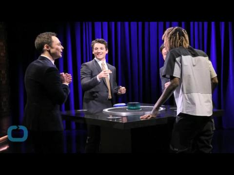 VIDEO : Wiz khalifa doesn't know any taylor swift songs, and other revelations from celebrity catchp