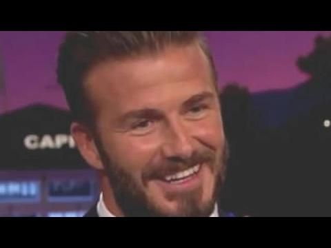 VIDEO : David Beckham rase sa barbe... sur ordre de sa femme