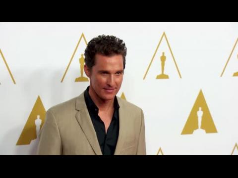 VIDEO : Matthew McConaughey Donates $135,000 to Foundation