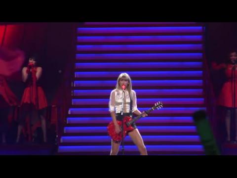 VIDEO : Taylor Swift explique pourquoi elle ne chantera pas aux Grammys