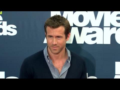 VIDEO : Ryan Reynolds Says His Daughter is NOT Named Violet