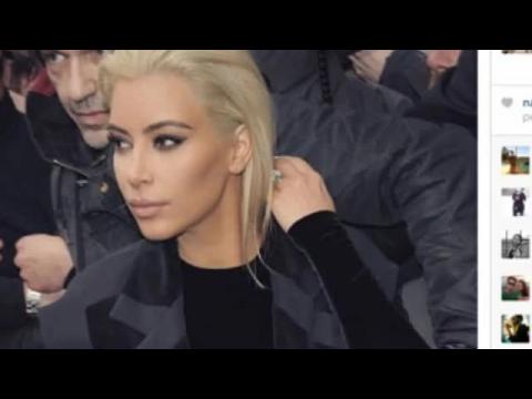 VIDEO : Kim Kardashian en blonde platine