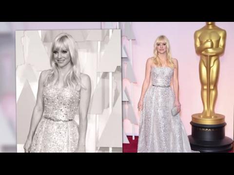 VIDEO : Les stars optent pour Judith Leiber Couture pour complter leurs looks