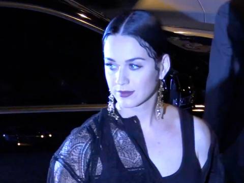 VIDEO : Exclu Vido : Katy Perry : Son arrive au dfil Givenchy  Paris !