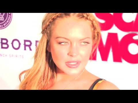 VIDEO : Lindsay Lohan Apologizes For Using the N-Word on Social Media