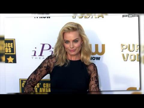 VIDEO : Margot Robbie Thought She Was Ugly as a Teenager