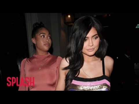 VIDEO : Jordyn Woods Moves Out Of Kylie Jenner's House