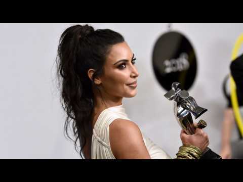 VIDEO : Kim Kardashian Suing Fast-Fashion Brand Missguided