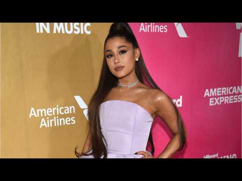 VIDEO : Ariana Grande Makes Music History, Ties The Beatles