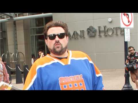 VIDEO : Kevin Smith to Direct Episode of The Goldbergs