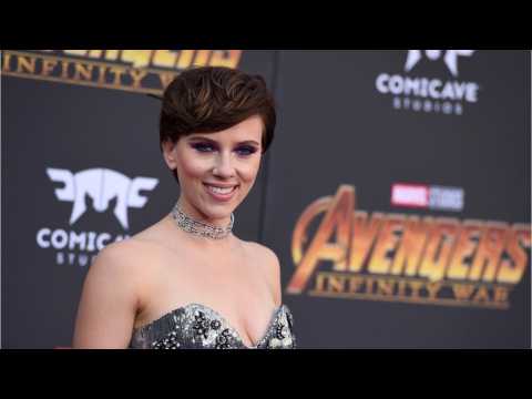 VIDEO : Marvel Fan Rents Out Entire Theatre For Cancer Patients