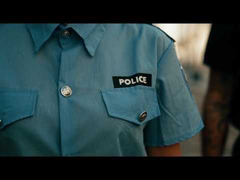 VIDEO : JEREMSTAR ARRT PAR LA POLICE  SON DOMICILE