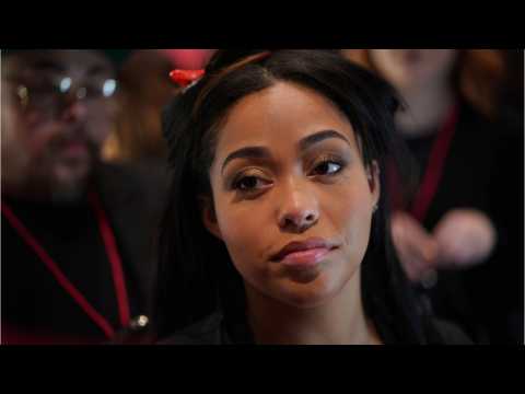 VIDEO : Jordyn Woods Reportedly Signed NDA With The Kardashians