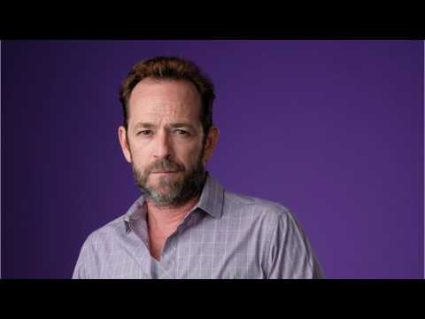VIDEO : Actor Luke Perry Hospitalized After Stroke