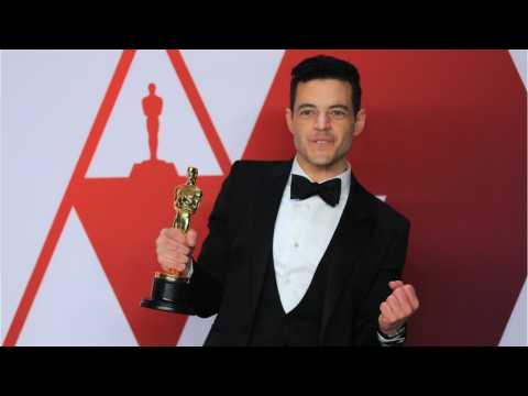 VIDEO : Malek As A Bond Villain?