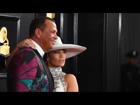 VIDEO : Jennifer Lopez Says Yes, Engaged To Alex Rodriguez