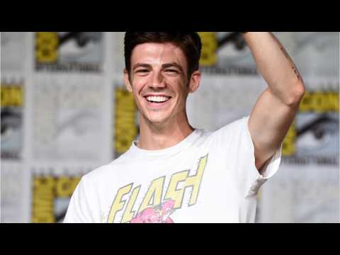 VIDEO : ?Flash? Star Praises The ?Arrowverse?