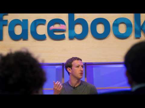 VIDEO : Mark Zuckerberg Says He Is Changing Facebook Privacy Settings
