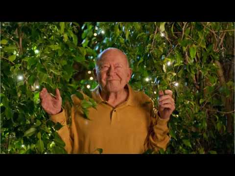 VIDEO : Actor Richard Erdman Dies At 93