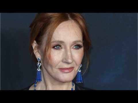 VIDEO : J.K. Rowling Called Out By Fans Over Latest Comments