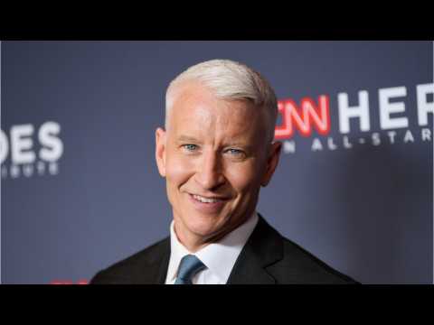 VIDEO : Anderson Cooper Is Writing 2 Books