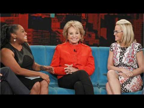 VIDEO : ?The View? Alum Jenny McCarthy Talks About Barbara Walters