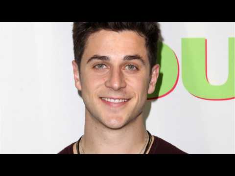 VIDEO : Former Disney Channel Star David Henrie Opens Up About Becoming A Dad