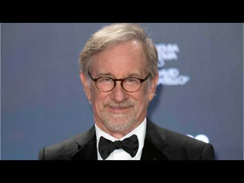 VIDEO : Spielberg?s Push for Oscar Rule Change Reignites Debate