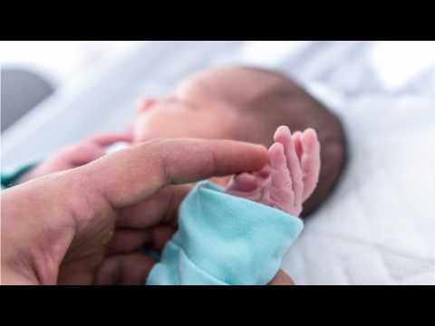 VIDEO : The One Question You Should Ask When Choosing A Baby Name