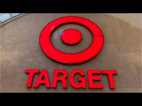 VIDEO : Celebrities Who Love Target