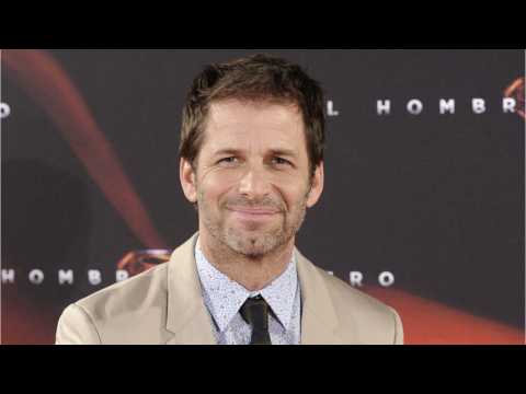 VIDEO : Zack Snyder Defends Superheroes Who Commit Murder At Fan Q&A