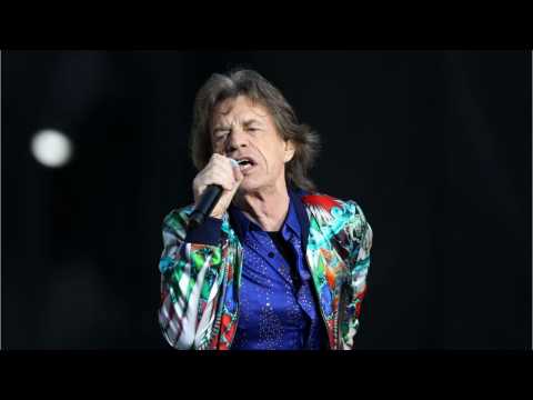 VIDEO : Rolling Stones Delay Tour As Jagger Seeks Medical Treatment
