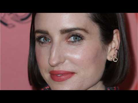 VIDEO : Zoe Lister-Jones Hired To Write, Direct ?The Craft? Reboot