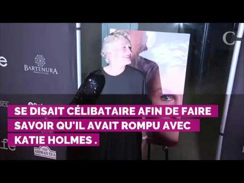 VIDEO : Jamie Foxx clibataire ? L'acteur surpris lors d'une promenade romantique avec Katie Holmes
