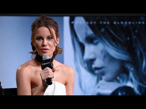 VIDEO : Kate Beckinsale Comments On Age Difference With Pete Davidson