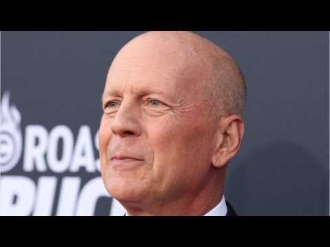 VIDEO : Fans Are Loving Bruce Willis' Cameo On 'The Orville'