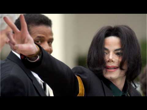 VIDEO : ?The Simpsons? Showrunner Believes Michael Jackson Used His Episode As A 